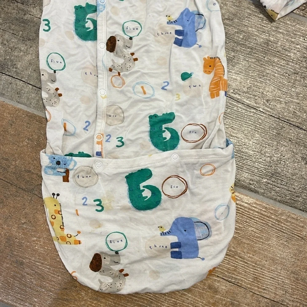Angel Dear Multicolor Baby Onesie Sleep Outfit Size 0-3 months Viscose Bamboo